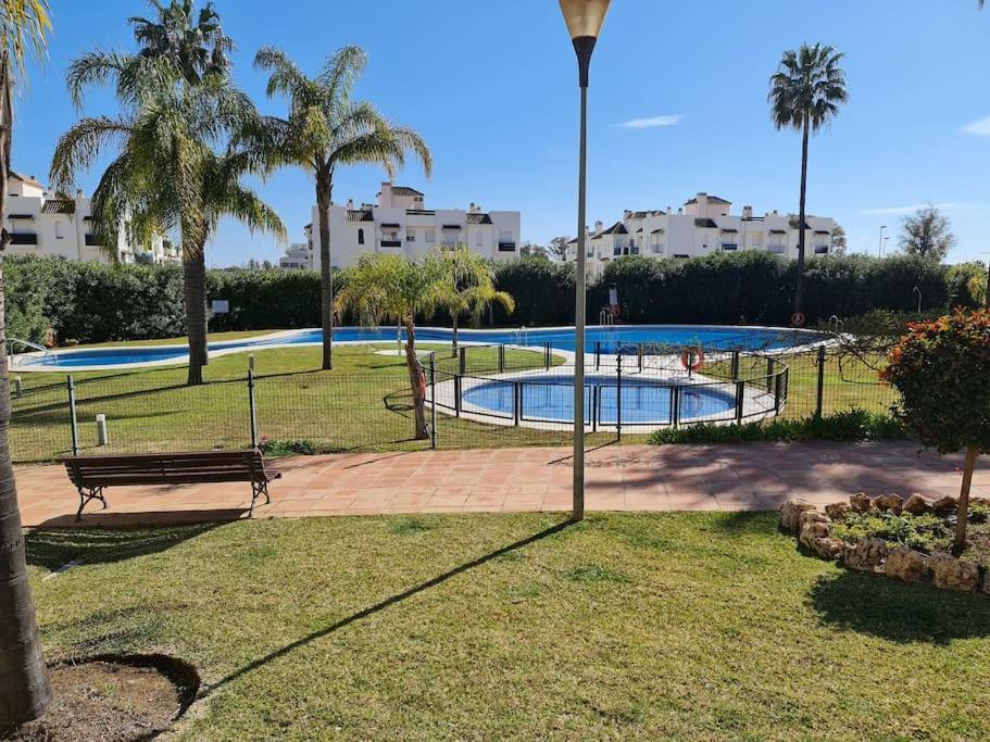 Apartamento Lorcrimar 3 Apto Cerca De La Playa Con Piscina Marbella Exterior foto