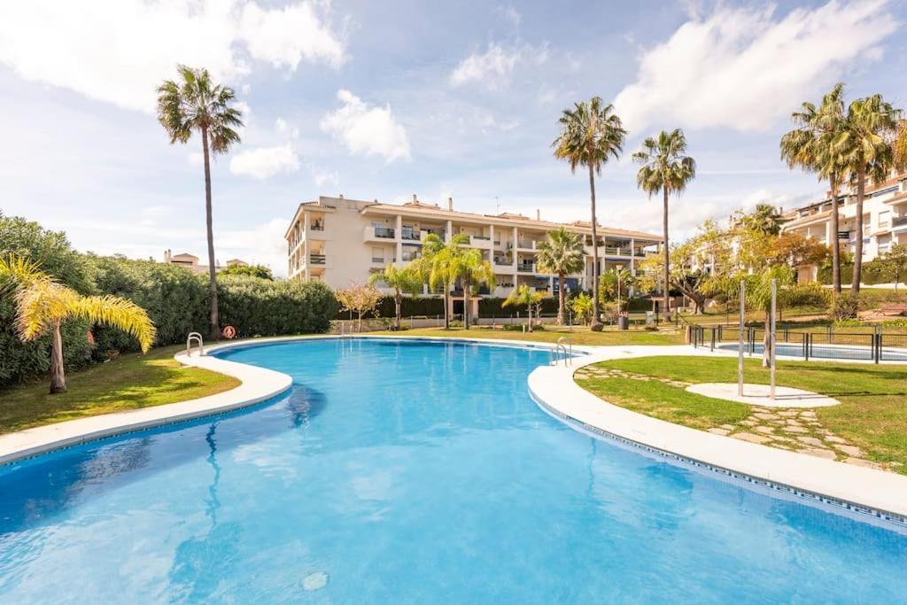 Apartamento Lorcrimar 3 Apto Cerca De La Playa Con Piscina Marbella Exterior foto